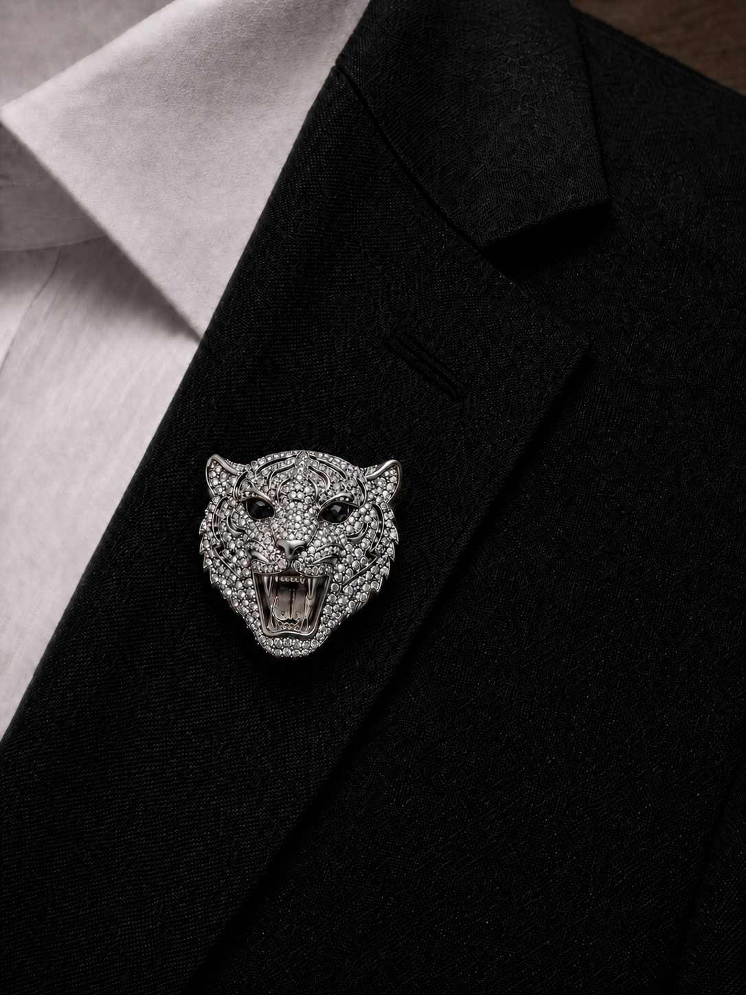 The Tiger Pin - Onyx